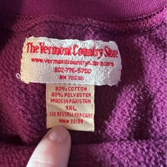 THE Vermont Country Store Plum Sweater Short sleeve Floral Book Print *Cropped* - Picture 3 of 6